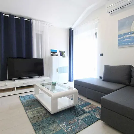 Holiday home Unit_type_semidetached_house 45130 Fazana
